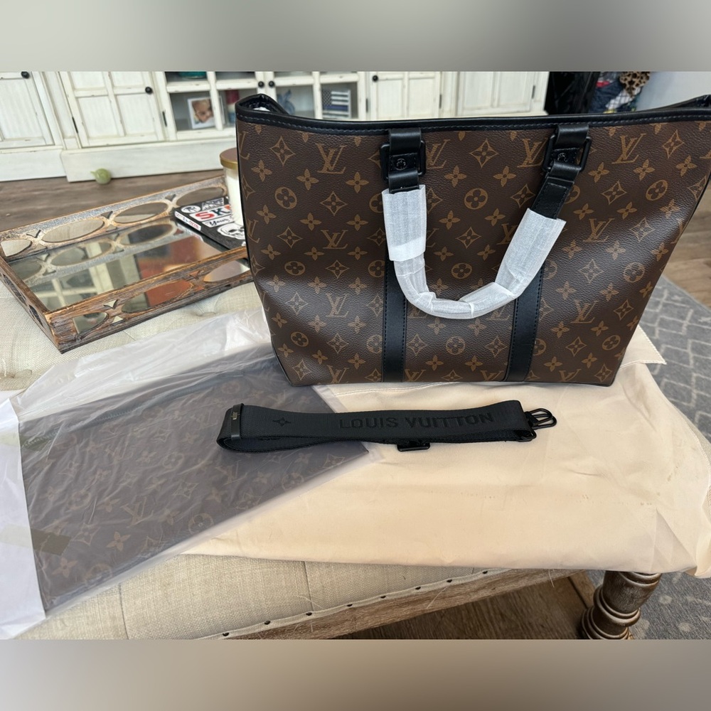 Brand new never used Purse